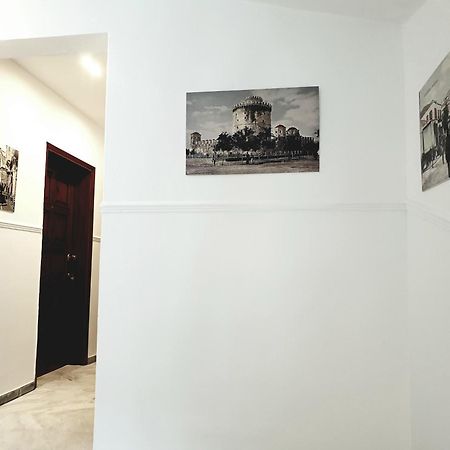 Eantos Studios And Suites Peraía Buitenkant foto