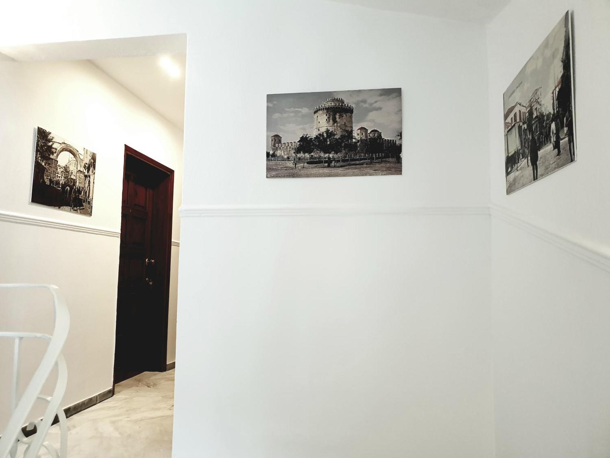 Eantos Studios And Suites Peraía Buitenkant foto